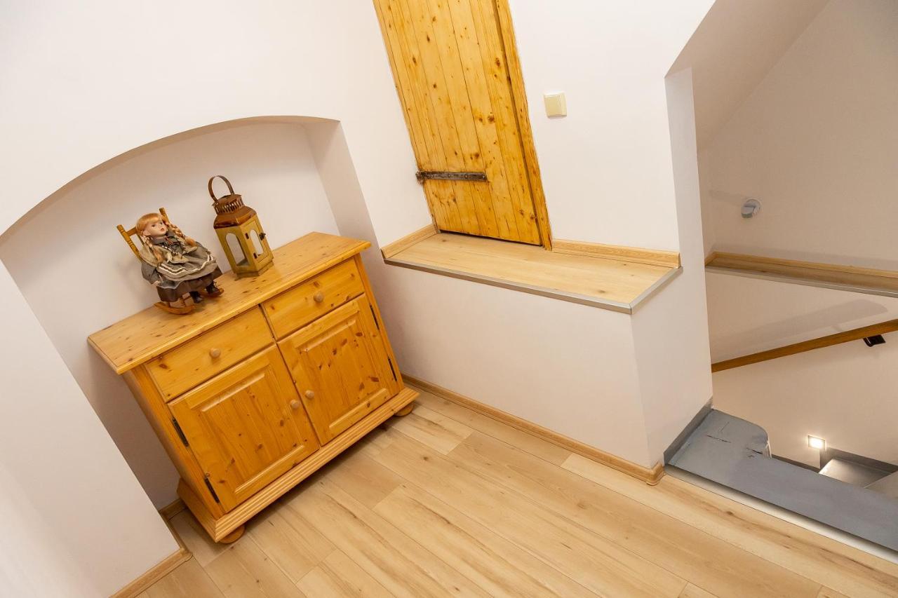 Prazdninovy Dum Valdik Villa Loket Exteriör bild