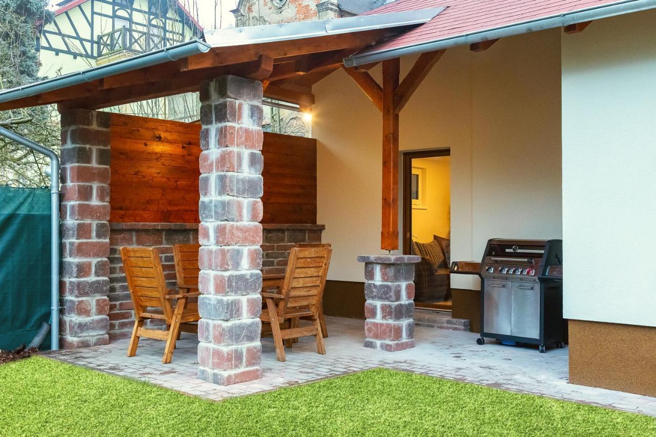 Prazdninovy Dum Valdik Villa Loket Exteriör bild